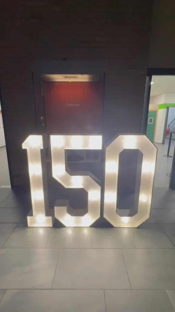 Light-up number 150